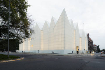 The Tip of an Iceberg – The Szczecin Philharmonic Hall