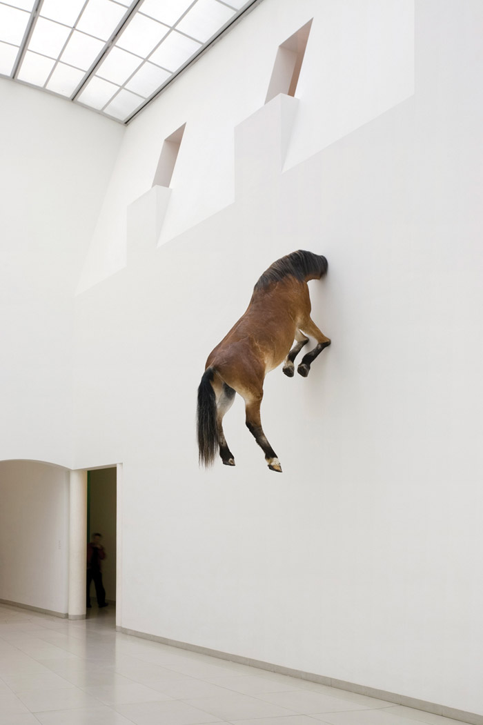 maurizio_cattelan_002