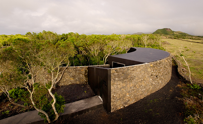 Gruta das Torres Visitor Centre, Pico (Azores) - SAMI (Inês Vieira da Silva and Miguel Vieira) - Photo: Fernando Guerra / Sérgio Guerra - Portuguese Pavilion at Venice Architecture Biennale 2018: Public Without Rhetoric